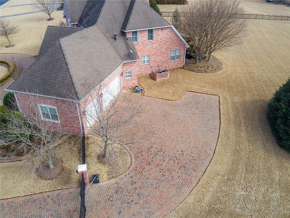 4th image of 12097 Churchill Downs Dr