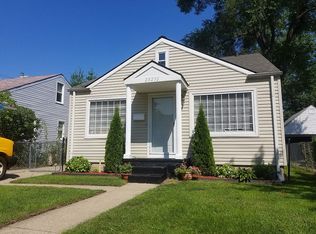 28252 Hillview St, Roseville, MI 48066