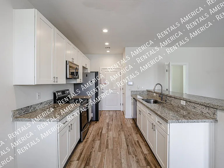 11862 N 79th Dr — Photo 9