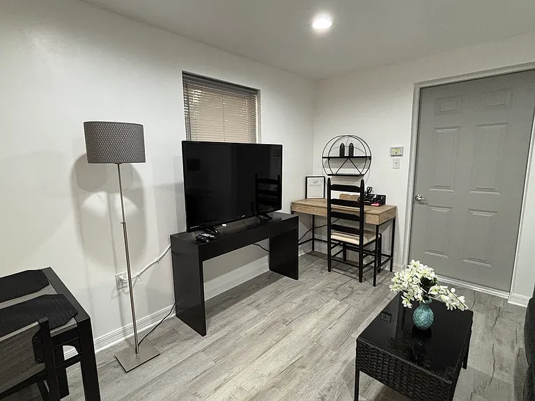 2410 E 148th Ave #B — Photo 1