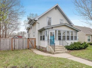 2207 E 36th St, Minneapolis, MN 55407
