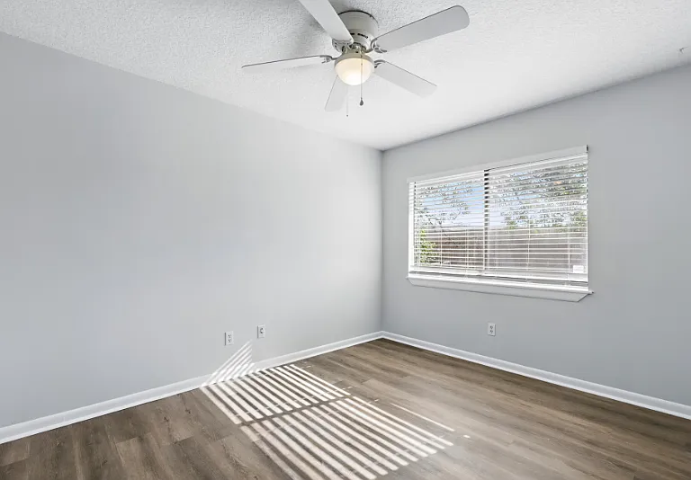 2505 Waters Edge Dr — Photo 14