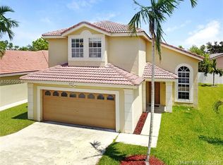 18315 NW 6th Ct, Pembroke Pines, FL 33029