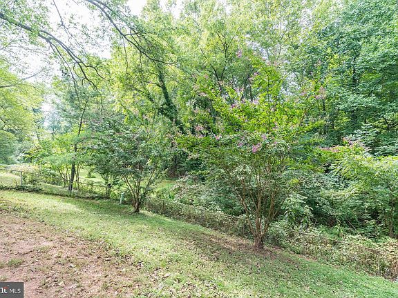5th image of 13813 Fulmer Dr