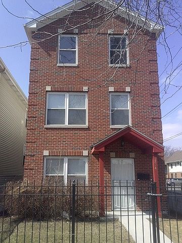 1st image of 1214 S Sawyer Ave