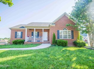 6241 Christian Springs Dr, Corryton, TN 37721
