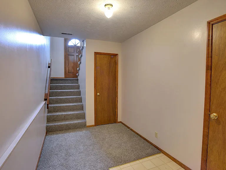 20213 Hopper St — Photo 14