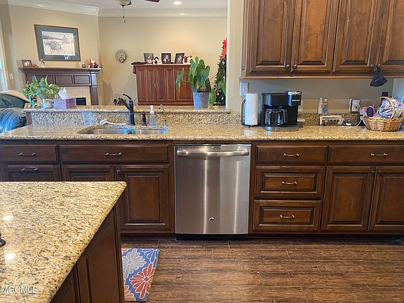 4th image of 3416 Oakleigh Cir