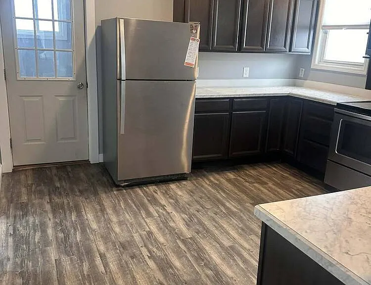 1687 Avenue A — Photo 11
