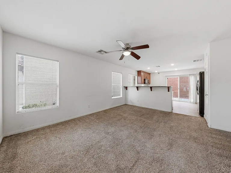 553 Brinkburn Point Ave — Photo 5