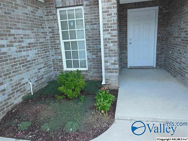 128 Danika Dr NW — Photo 2