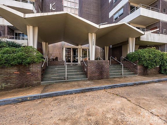 4th image of 1300 Reece Rd APT 111