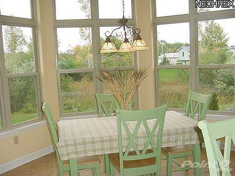 5th image of 5299 Berkshire Dr