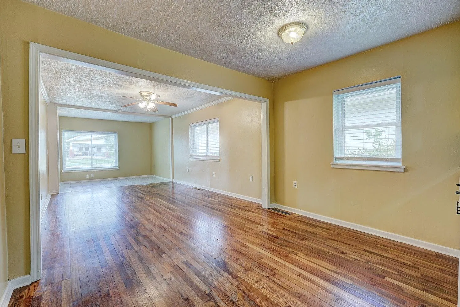 4 bed, 1892 sqft, $1,600 — Photo 3