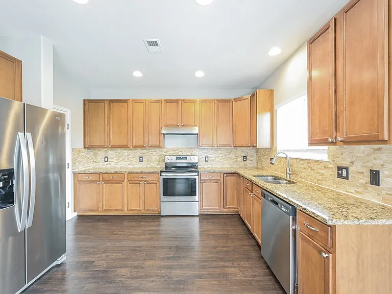 3537 E 141st Pl — Photo 8