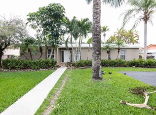 10850 SW 67th Dr, Miami, FL 33173