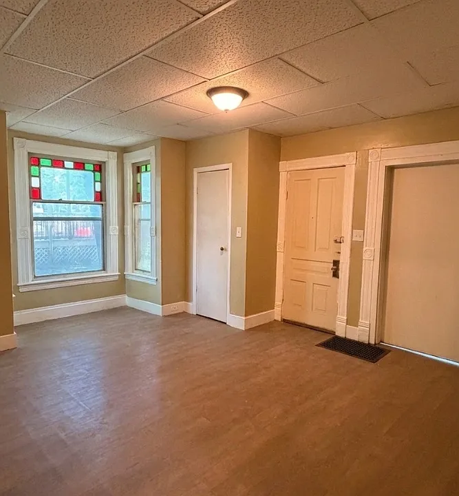 155 National Ave SW #1