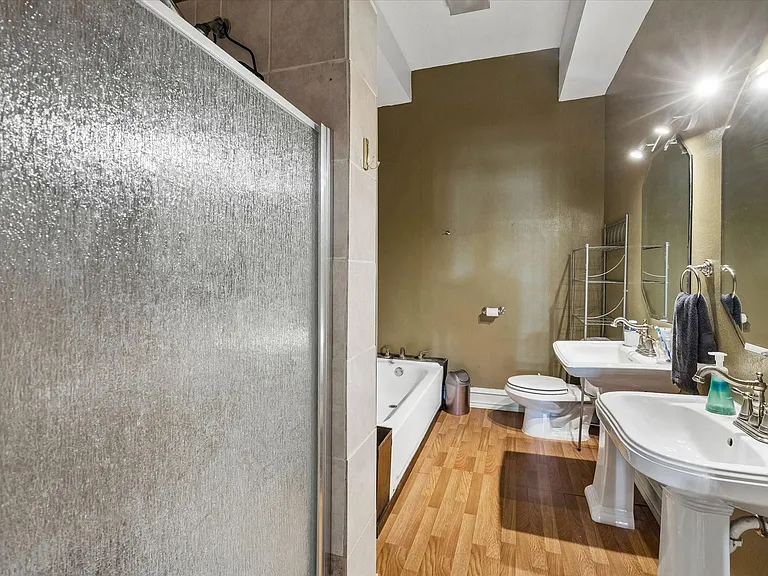 1008 Milam St #A — Photo 11