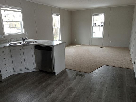 5th image of 1301 Avenue A #Arc11
