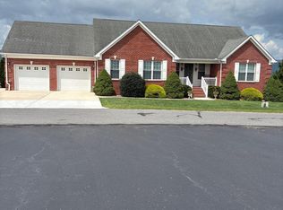 502 Evening Sun Dr, Moorefield, WV