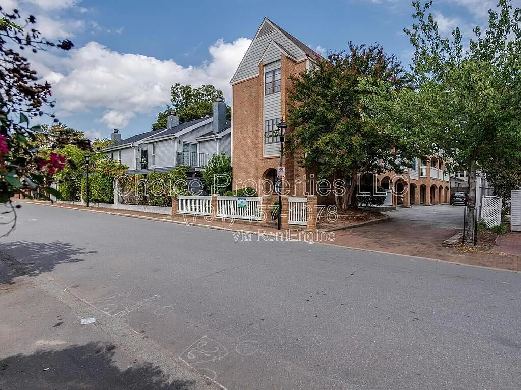 1 bed, 1.0 bath, 501 sqft, $1,849 — Photo 1