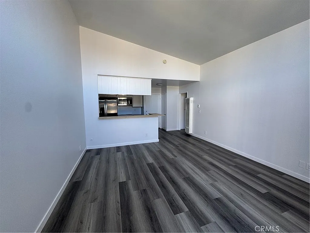 1 bed, 593 sqft, $2,750 — Photo 3