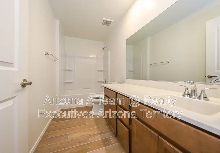 9122 E Red Bluff Ct — Photo 17