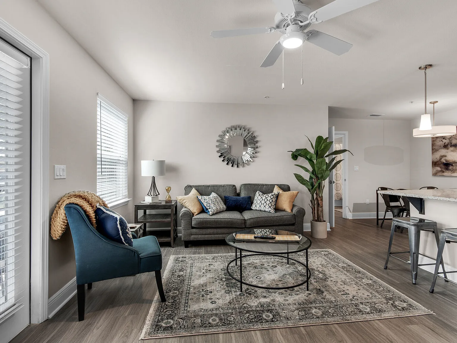 Stanford Pointe — Photo 2