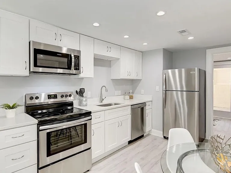 2023 O St NW #1 — Photo 8