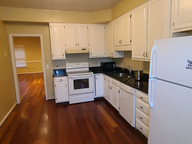 4128 Bush Lake Dr — Photo 6