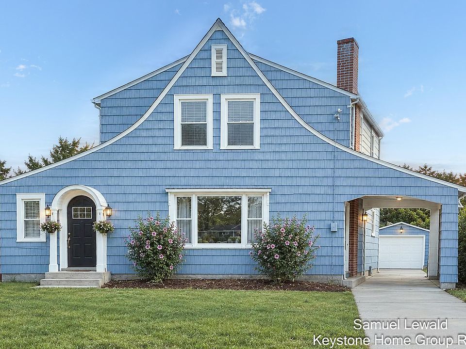 1st image of 213 E Milham Ave