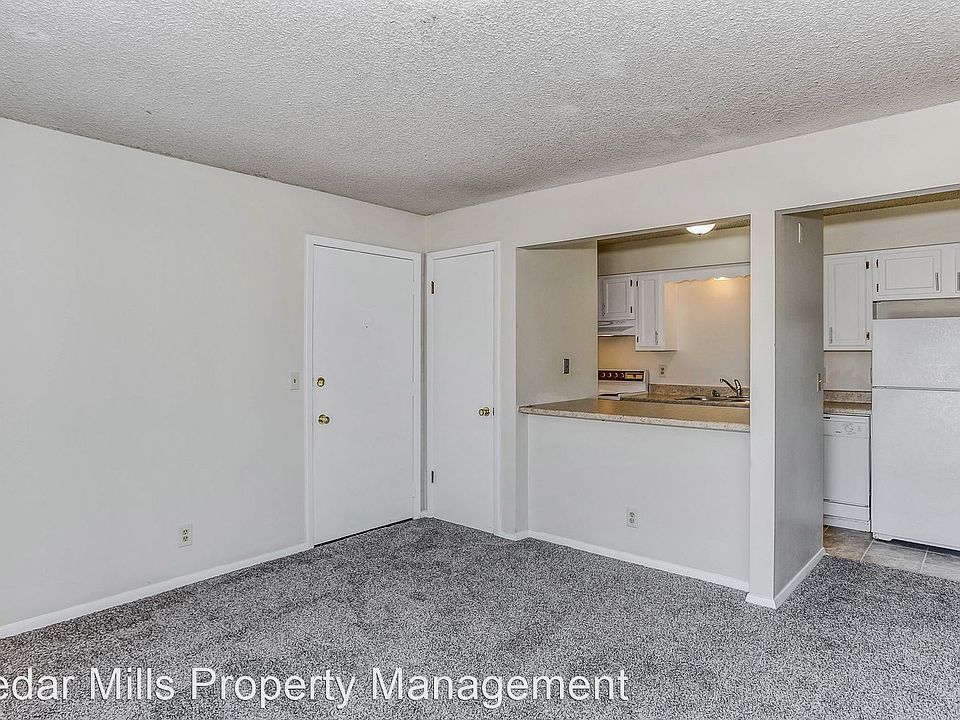 1st image of 525 W 37th St N APT 208