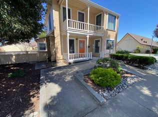 542 Pine Ave #A, Pacific Grove, CA 93950
