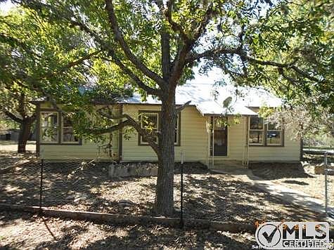 3rd image of 248 Caton Ln