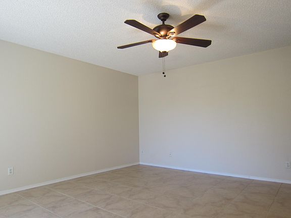 3rd image of 16414 E Ashbrook Dr APT B