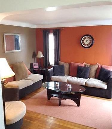 4th image of 8023 Dorothy Ave