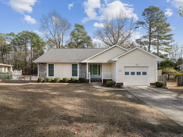 3316 Melba Dr, Fayetteville, NC 28301