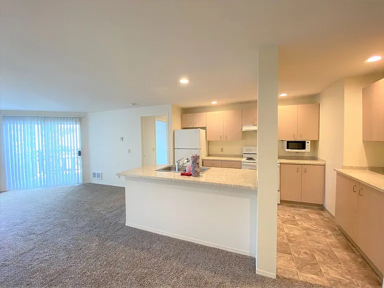 9200 Redmond Place — Photo 23