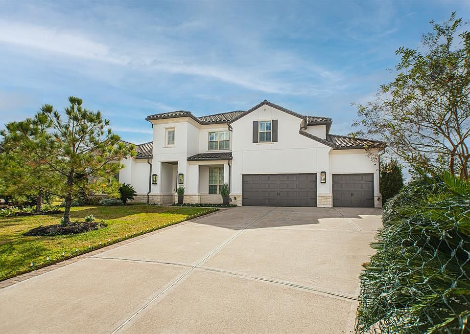 1st image of 7 Brittany Rose Pl