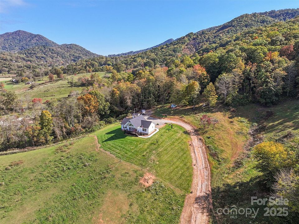 31st image of 303 Johnson Farm Rd