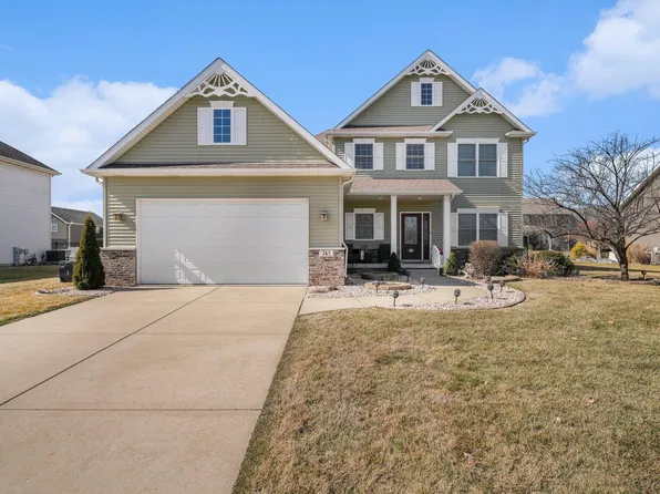 745 Huey Dr, Crown Point, IN 46307