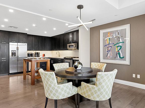 4th image of 272 W 107th St APT 15C
