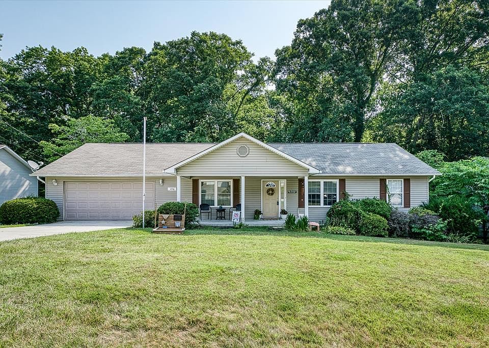 1st image of 450 Southridge Cir