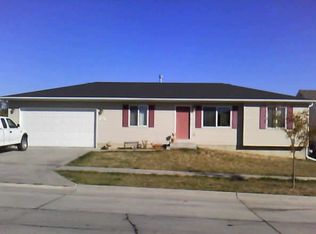 4730 W Thatcher Ln, Lincoln, NE 68528