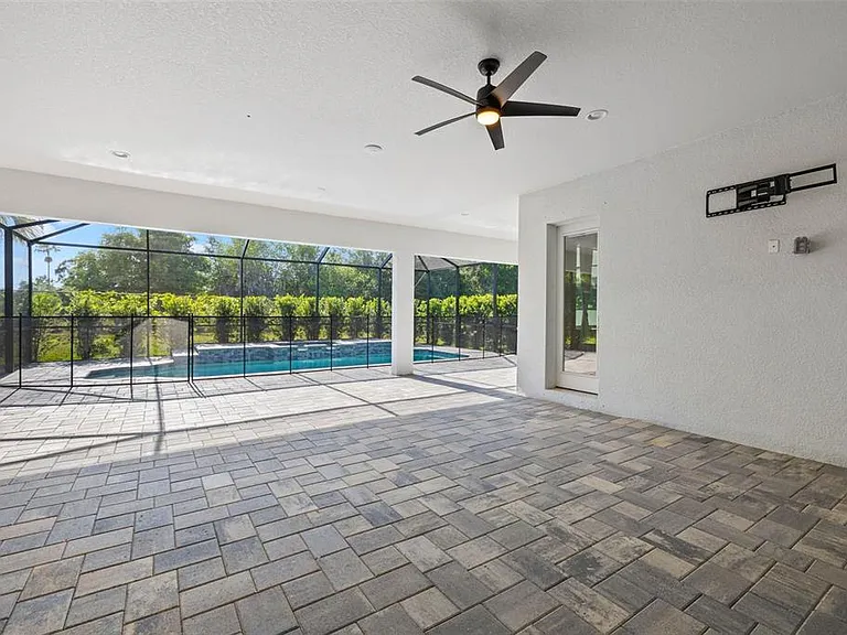 7135 Tamworth Pkwy — Photo 8
