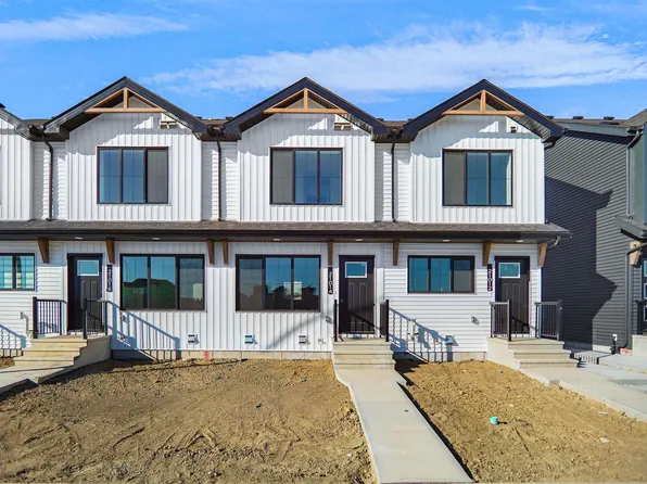 18640 18th Ave NW #3, Edmonton, AB T6M 0Y1