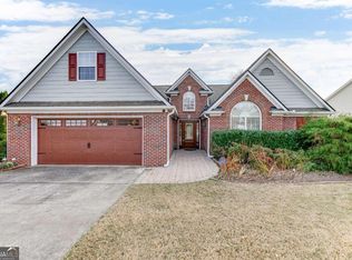 1052 Fairmont Park Dr, Dacula, GA 30019