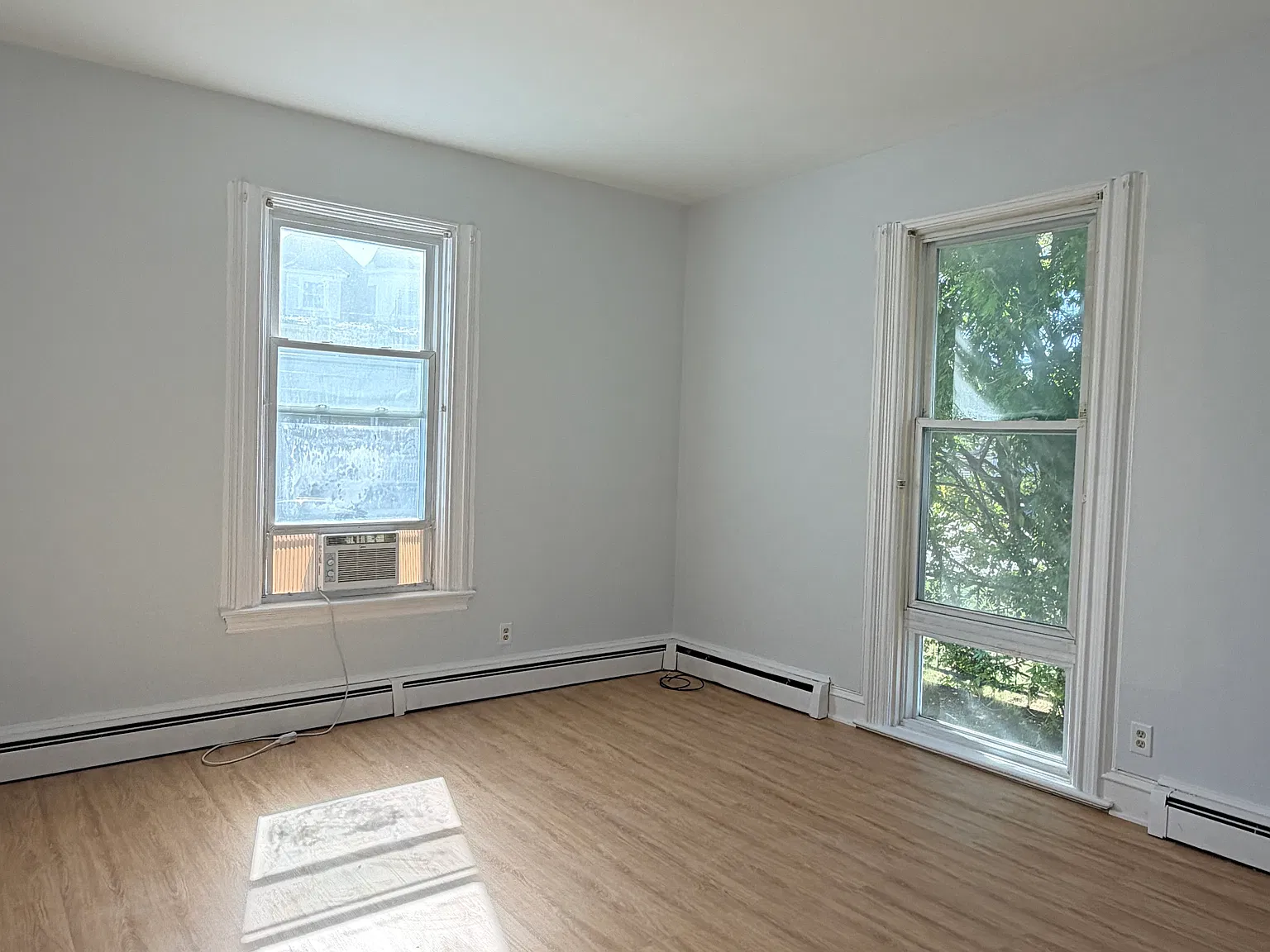 1644 Broad St — Photo 4