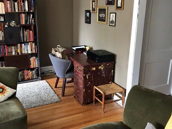 3rd image of 4825 N Sawyer Ave APT 2A
