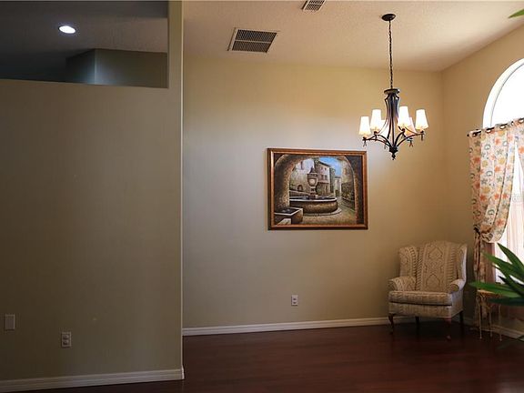 2nd image of 1125 Seneca Trl